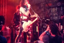Dancin’ on a Friday Night: The Darkness, Girl in a Coma @ Stubb’s, 5/25/12