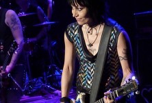  I Love Rock ‘N Roll: Joan Jett & The Blackhearts, Girl in a Coma @ Pacific Amphitheater, 7/25/13
